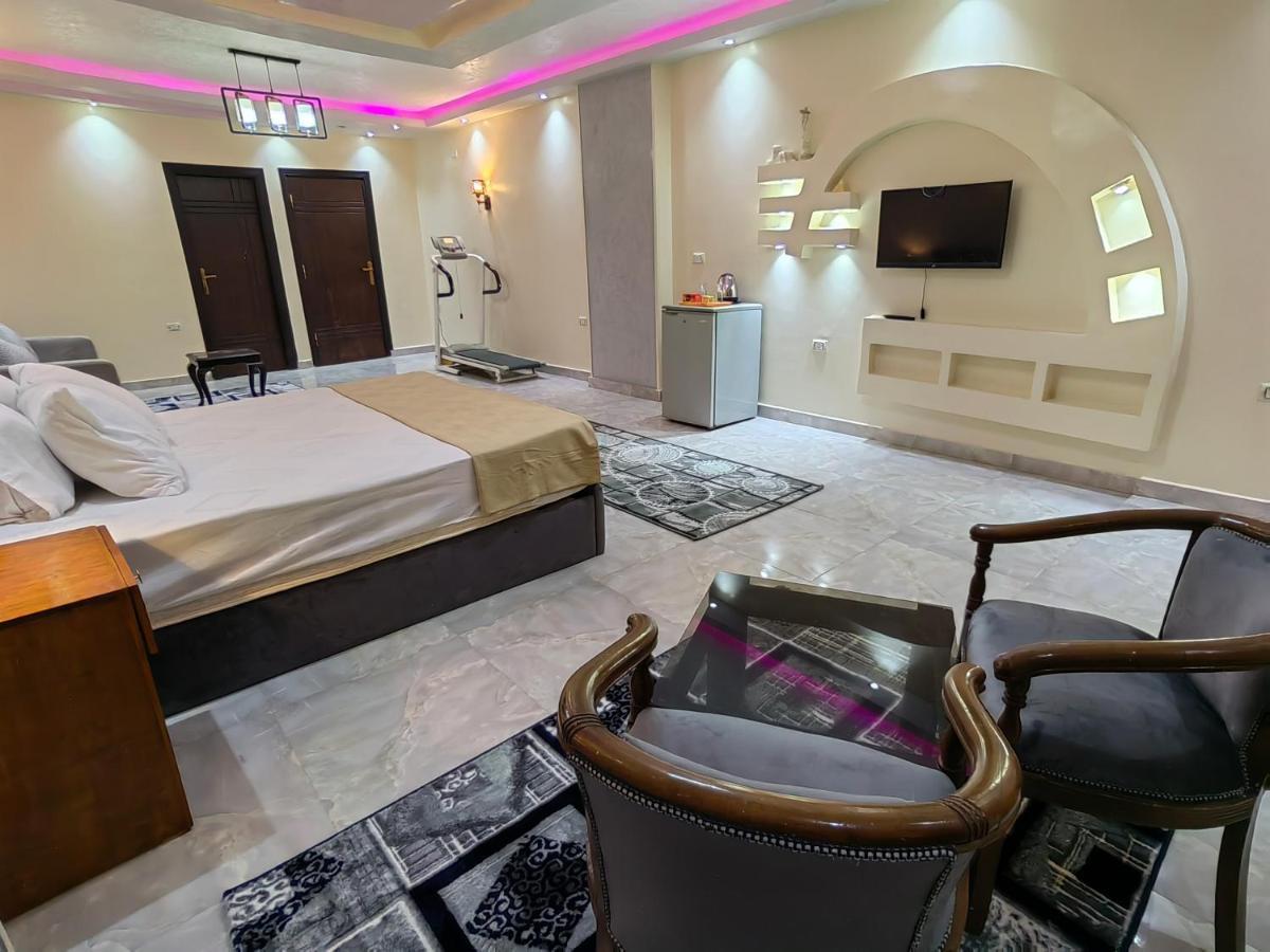 Gem Overlooking Inn Nazlet el Simman Luaran gambar