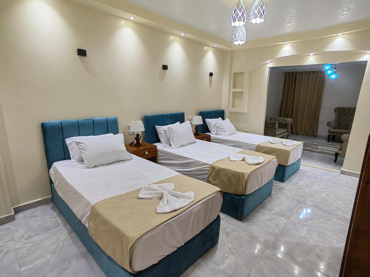 Gem Overlooking Inn Nazlet el Simman Luaran gambar