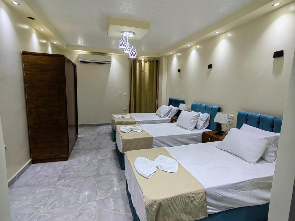 Gem Overlooking Inn Nazlet el Simman Luaran gambar