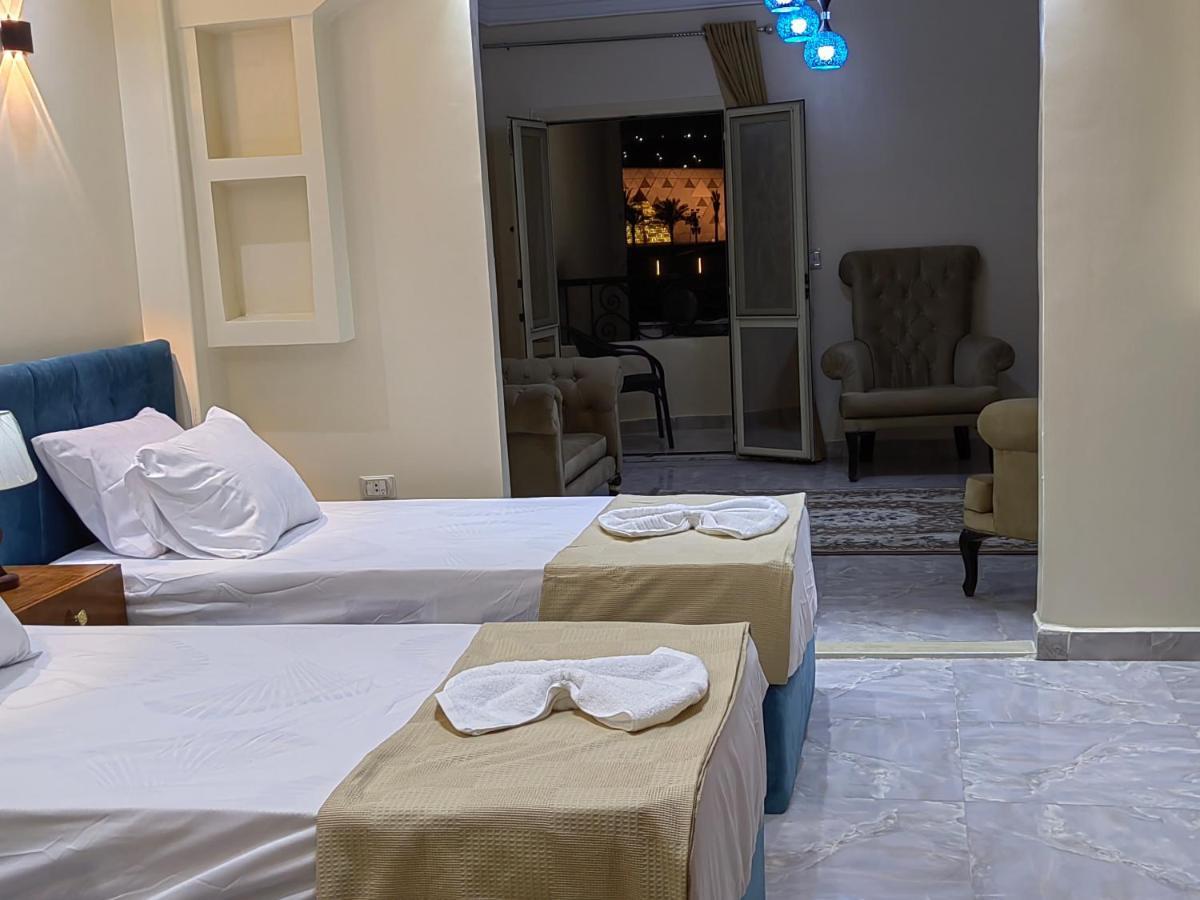 Gem Overlooking Inn Nazlet el Simman Luaran gambar