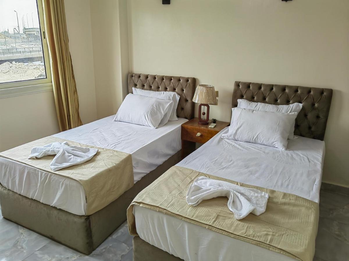 Gem Overlooking Inn Nazlet el Simman Luaran gambar