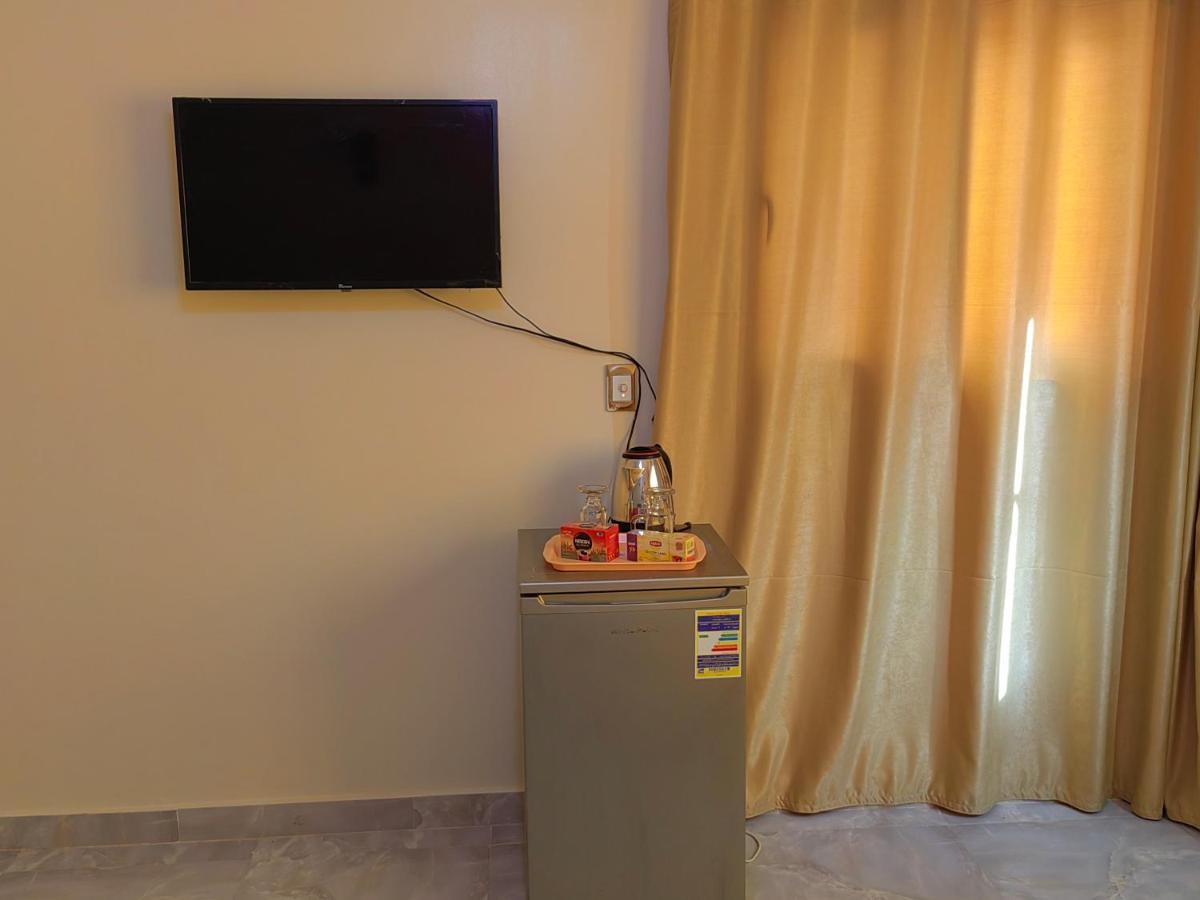 Gem Overlooking Inn Nazlet el Simman Luaran gambar